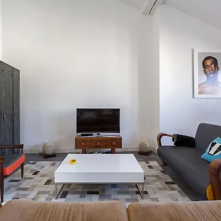 Lejlighed Quiet Loft In The City Center W/ Balcony *